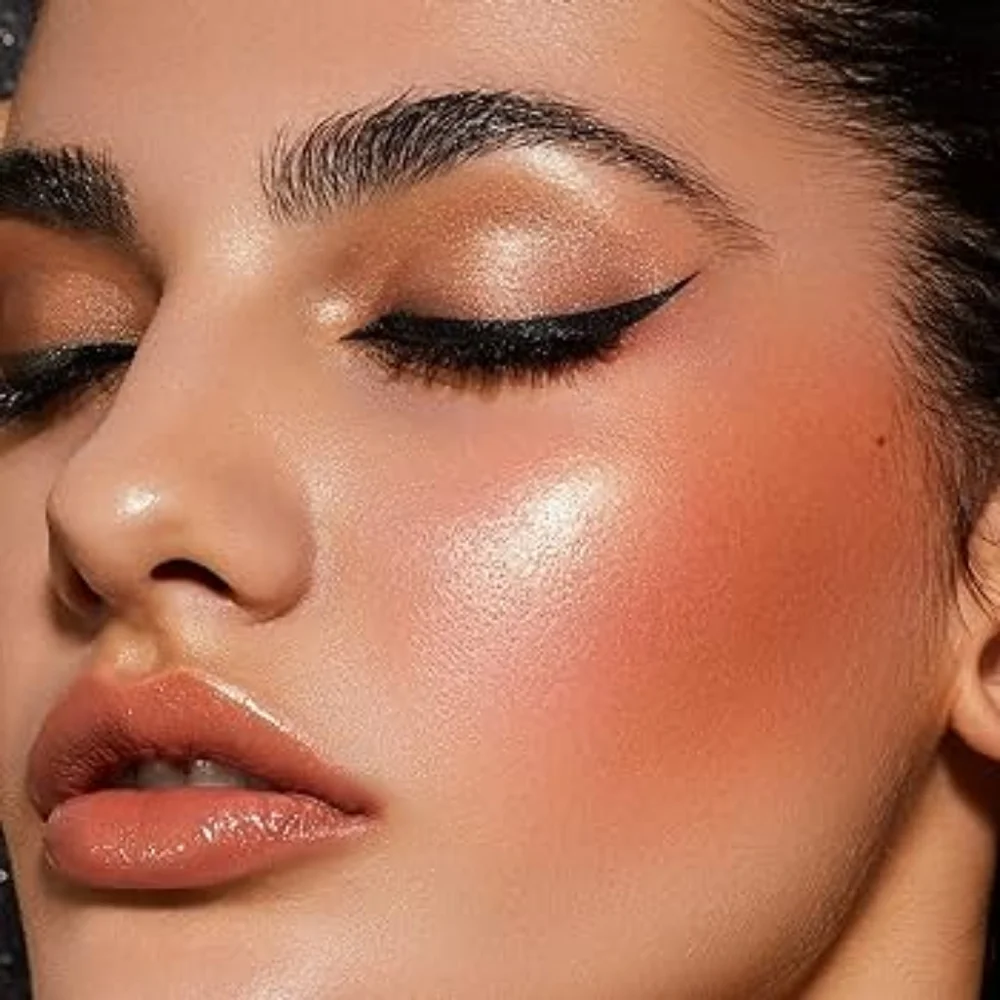 MAC Limited Edition Metallic Cream Blush- COVETED CORAL